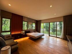 Bishopsgate (D10), Terrace #473704801